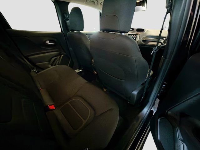 Used 2022 Jeep Renegade Latitude image 21