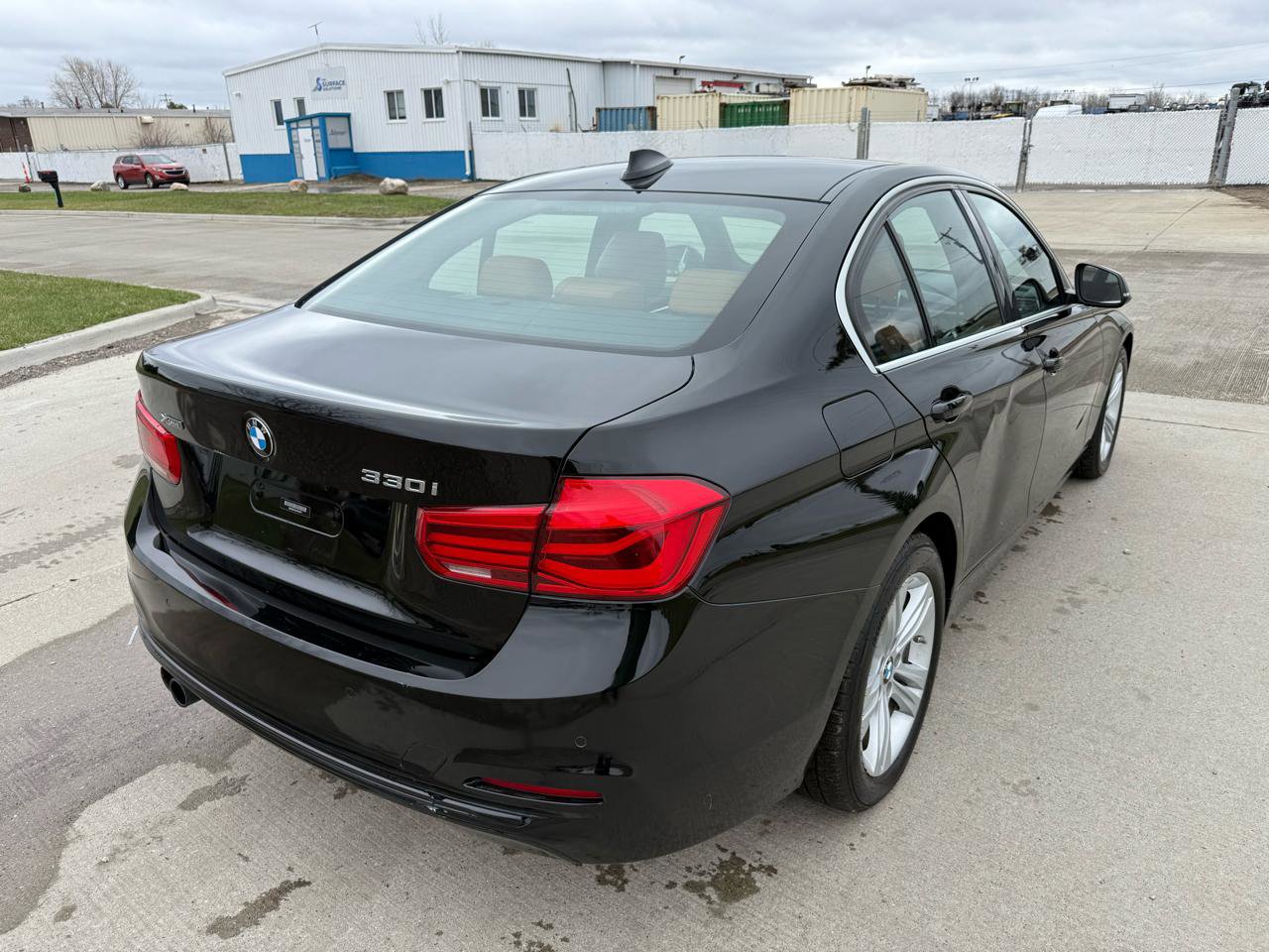 Used 2018 BMW 330i xDrive Sedan w/ Convenience Package image 5