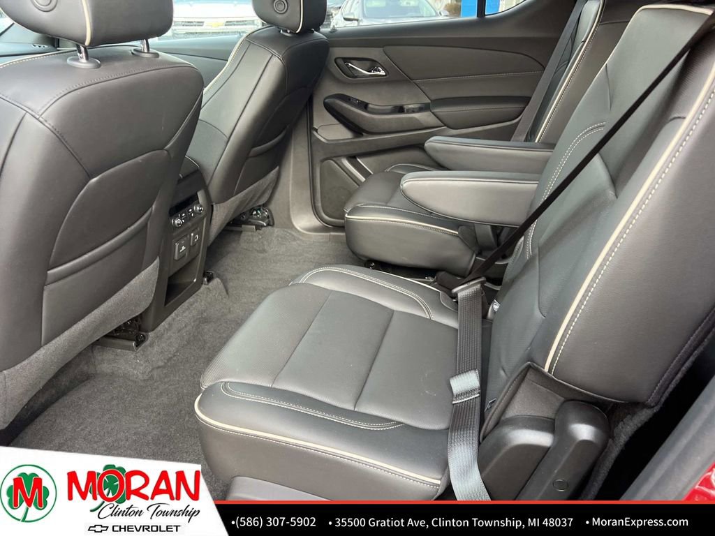 Certified 2023 Chevrolet Traverse Premier w/ LPO, Floor Liner Package image 14