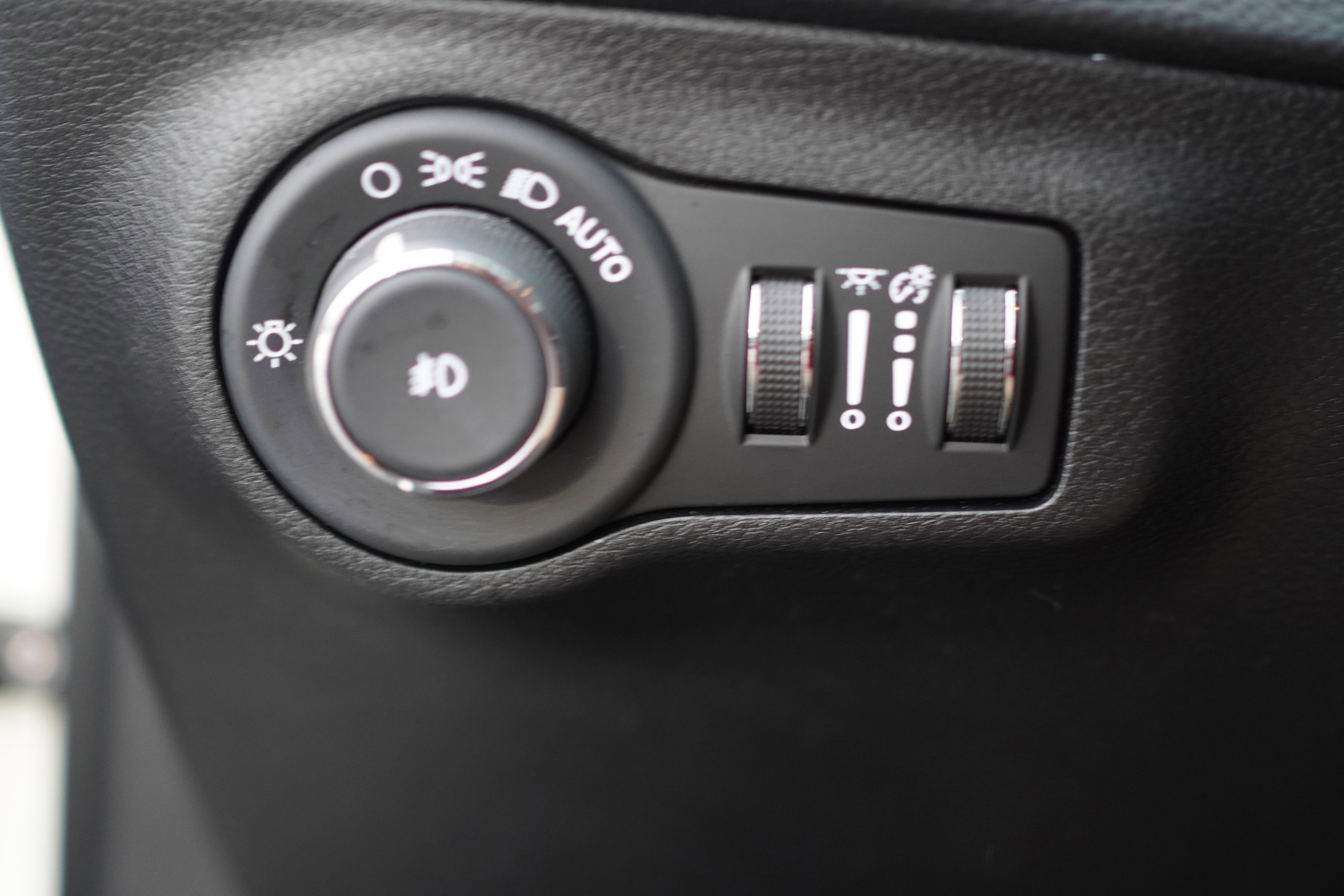 Used 2019 Jeep Compass Altitude image 29