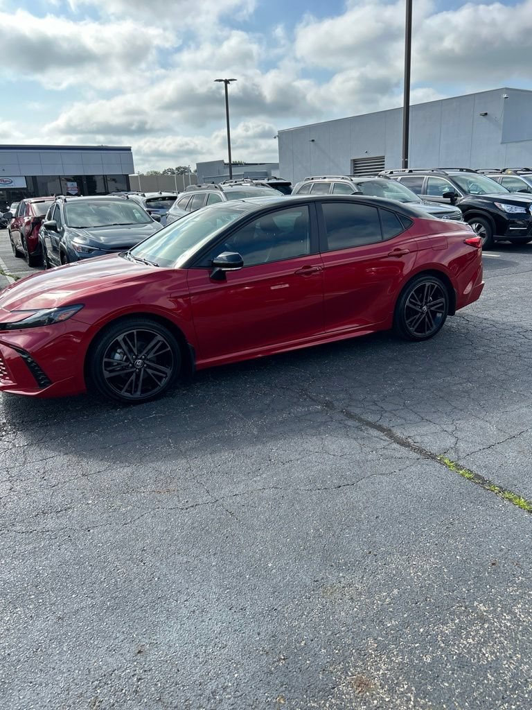Used 2025 Toyota Camry XSE AWD/4WD image 6