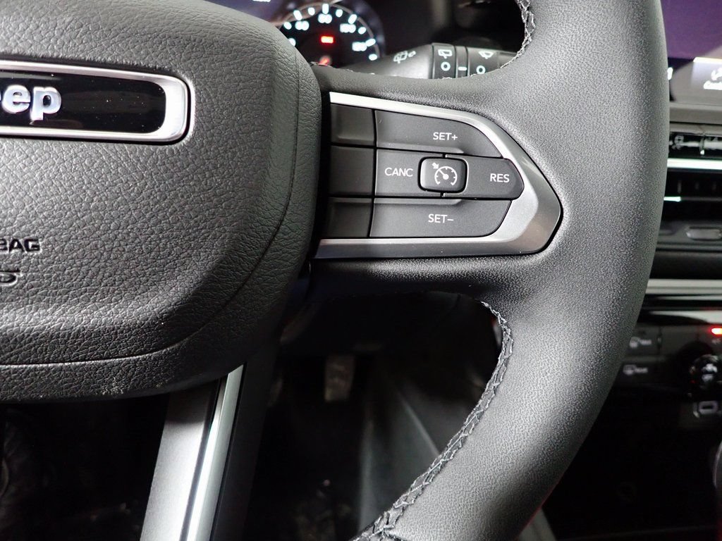 New 2026 Jeep Compass Latitude AWD/4WD image 23