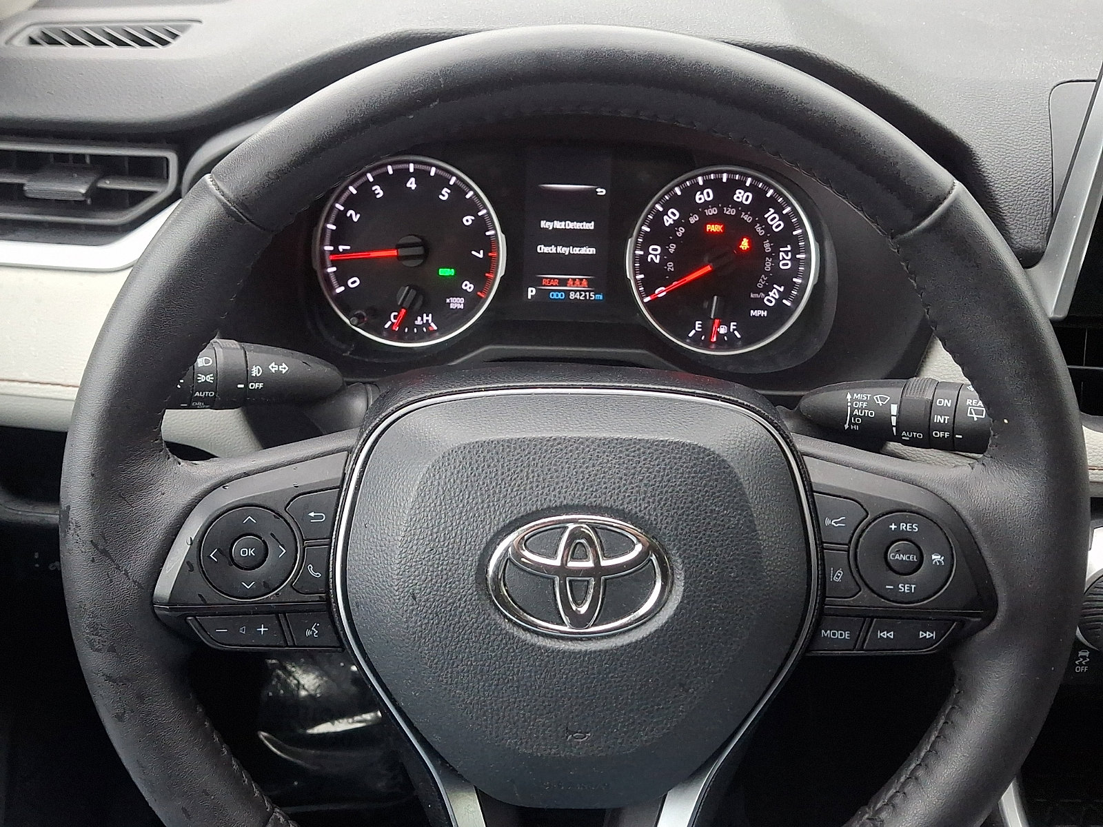 Used 2020 Toyota RAV4 XLE w/ Convenience Package AWD/4WD image 20
