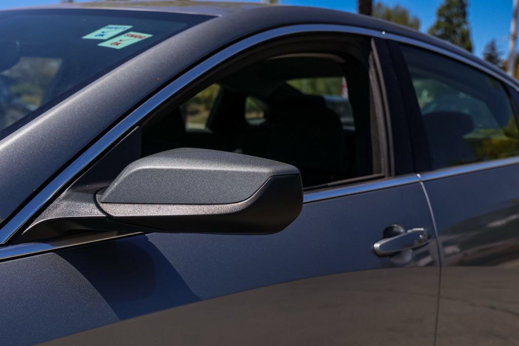 Used 2025 Chevrolet Malibu RS FWD image 12