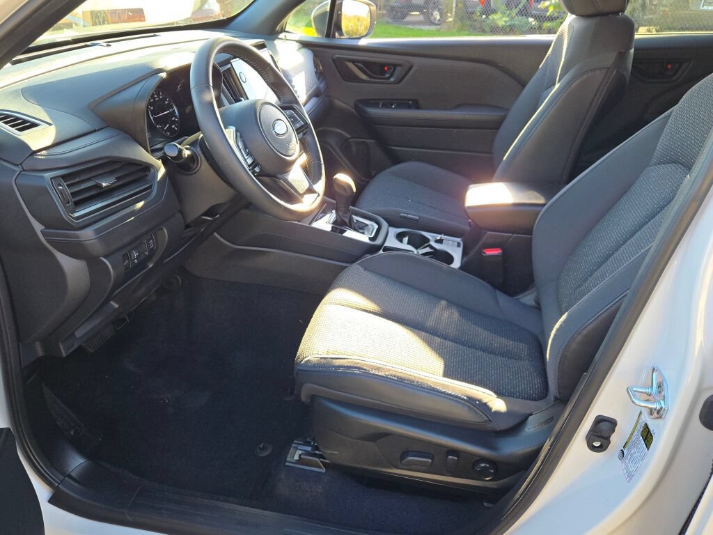 Certified 2025 Subaru Forester Premium AWD/4WD image 23