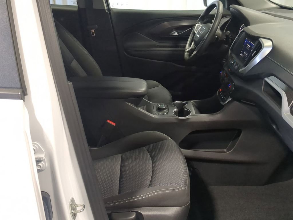 Used 2023 GMC Terrain SLE w/ Driver Convenience Package FWD image 21