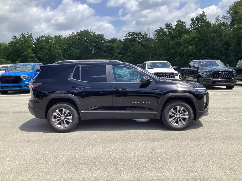 New 2027 Chevrolet Equinox LT w/ Safety and Technology Package AWD/4WD image 8