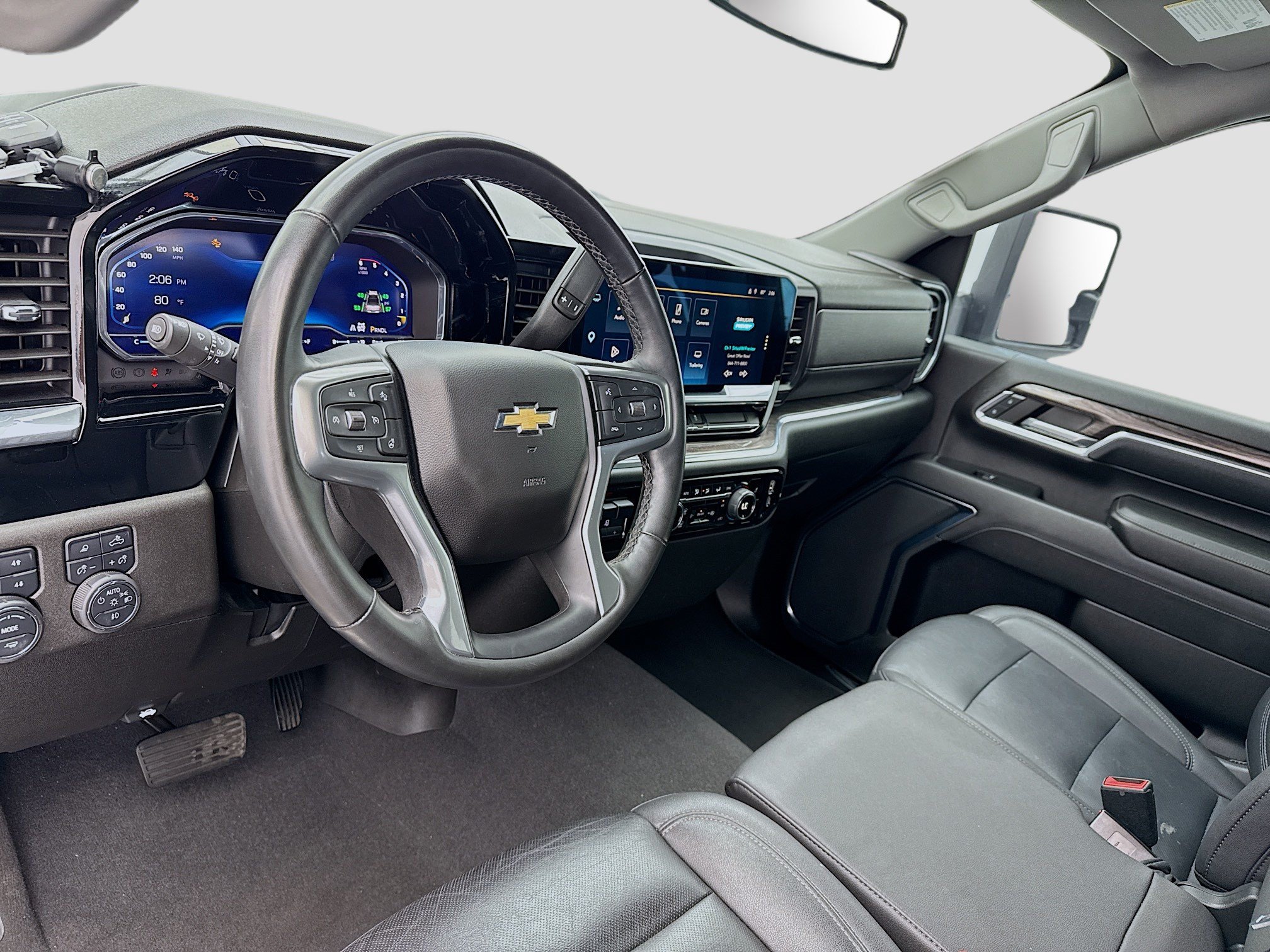 Used 2024 Chevrolet Silverado 2500 LTZ AWD/4WD image 7