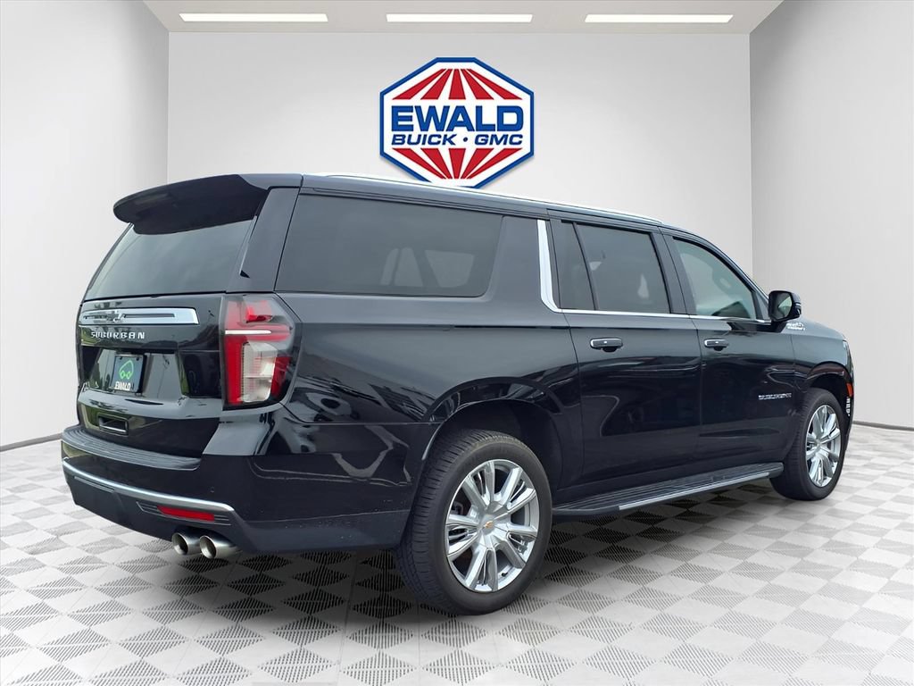 Certified 2021 Chevrolet Suburban High Country AWD/4WD image 3