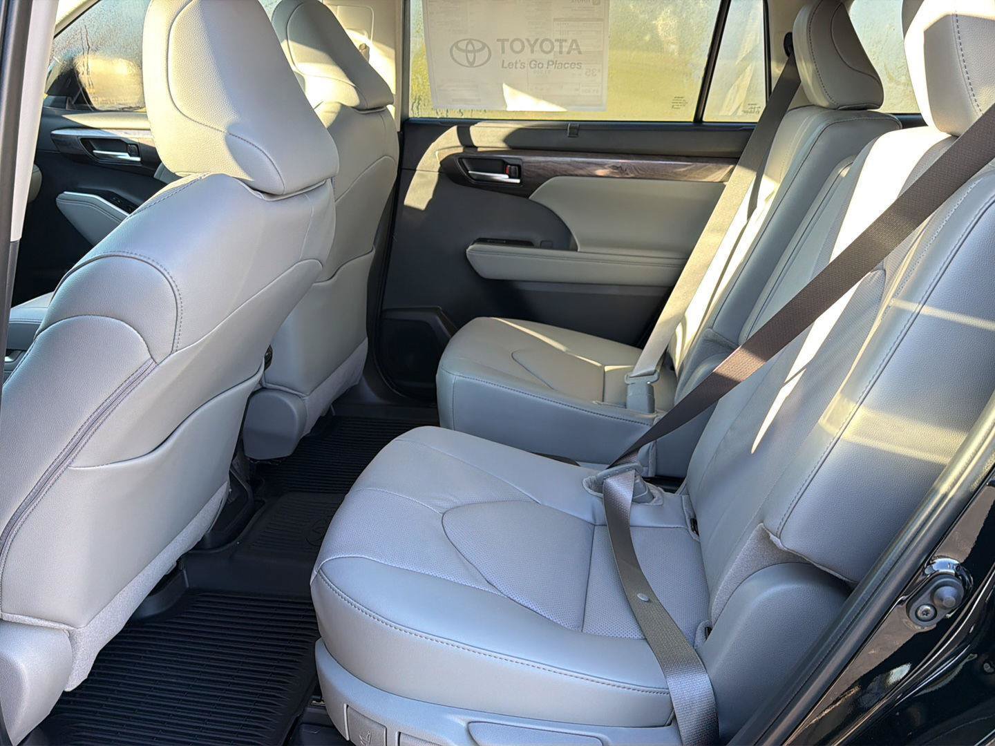 New 2026 Toyota Highlander Limited AWD/4WD image 11