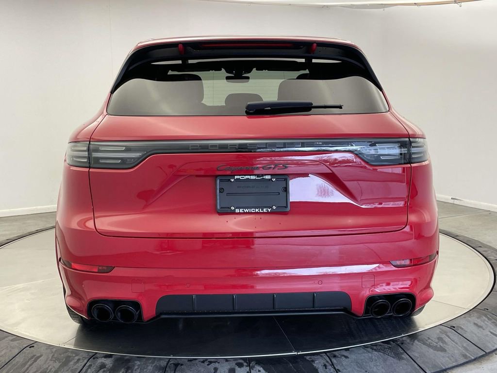 Certified 2023 Porsche Cayenne GTS AWD/4WD image 6