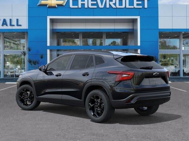 New 2026 Chevrolet Trax LT w/ Driver Confidence Package FWD image 3