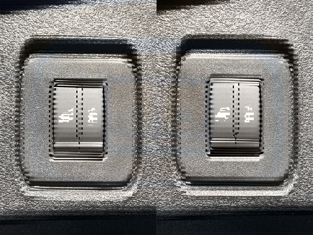 New 2026 Nissan Pathfinder SL image 38