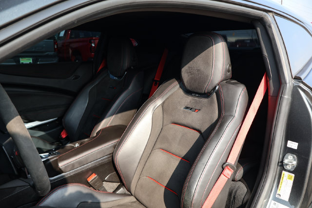 Used 2018 Chevrolet Camaro ZL1 RWD image 9