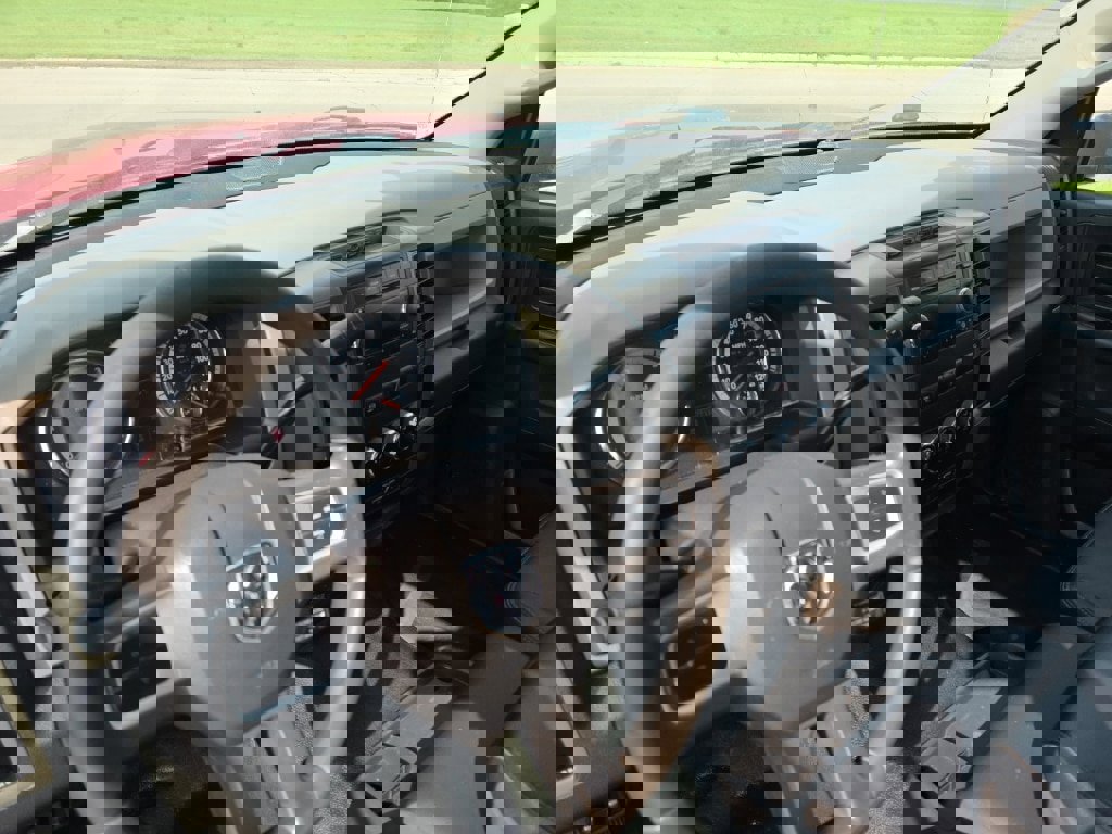 Used 2011 RAM 3500 ST w/ Cold Weather Group image 7