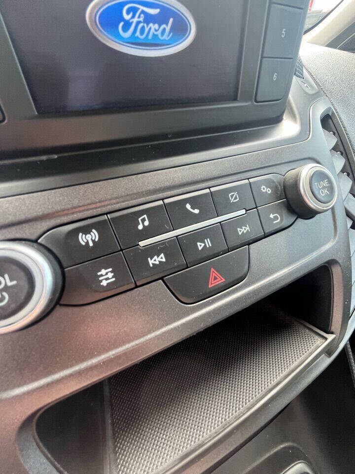 Used 2019 Ford Transit Connect XL image 32