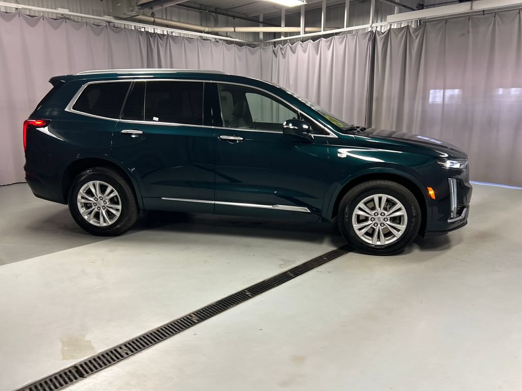 Used 2024 Cadillac XT6 Luxury w/ LPO, Floor Liner Package AWD/4WD image 8