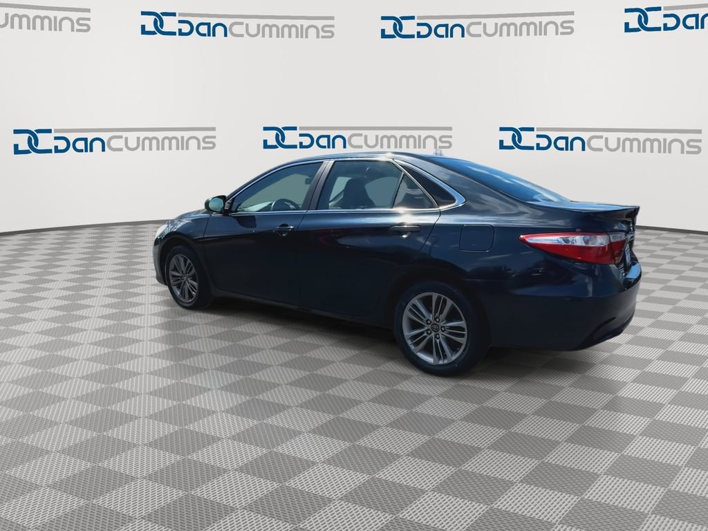 Used 2016 Toyota Camry SE image 6
