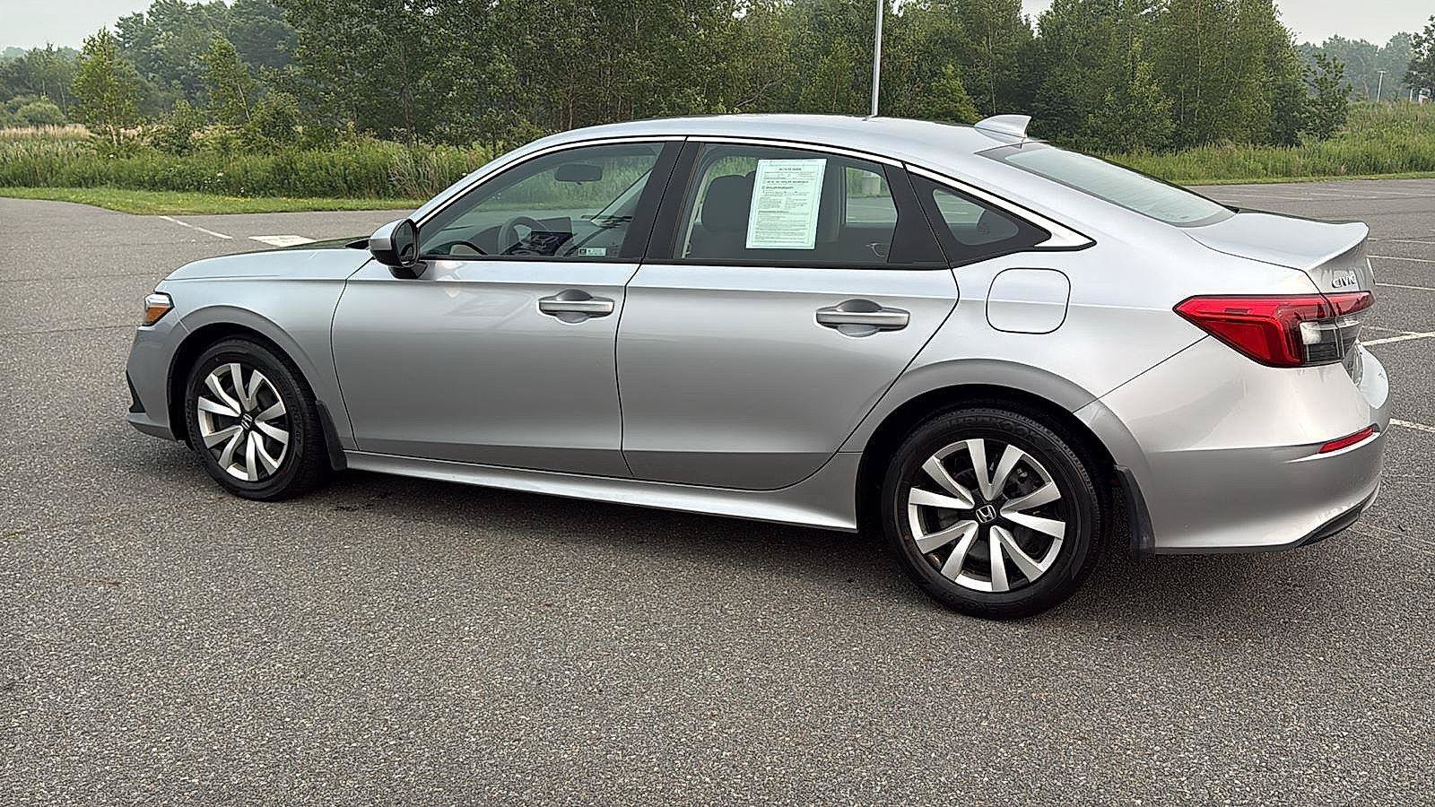 Used 2023 Honda Civic LX image 11