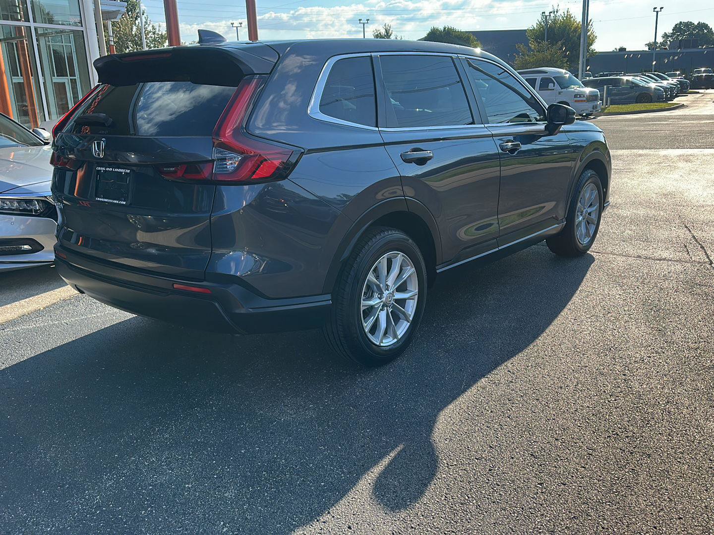 Used 2024 Honda CR-V EX image 4