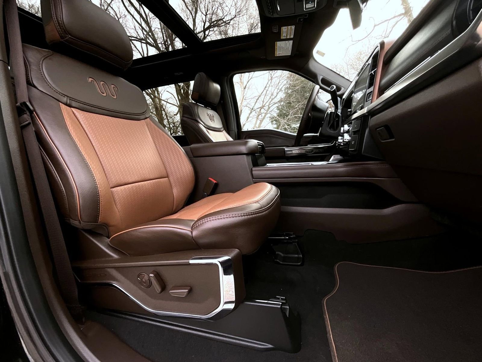 Used 2026 Ford F450 King Ranch w/ FX4 Off-Road Package image 17