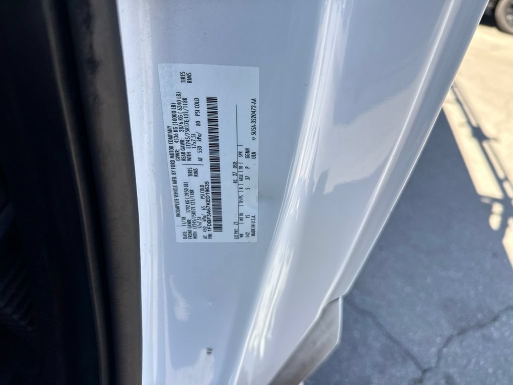 Used 2019 Ford F350 XL w/ Power Equipment Group RWD image 17
