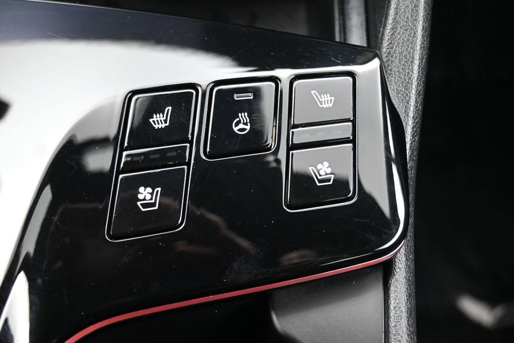 Used 2025 Kia Sportage X-Line Prestige AWD/4WD image 18