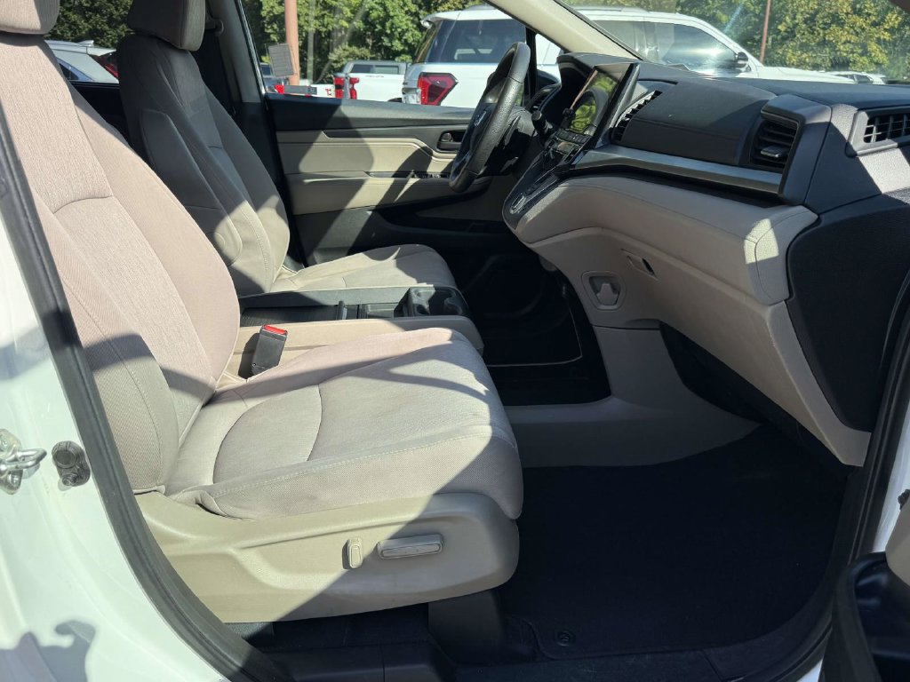 Used 2018 Honda Odyssey EX image 14