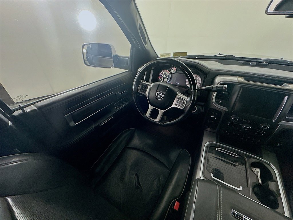 Used 2017 RAM 3500 Laramie Longhorn image 9