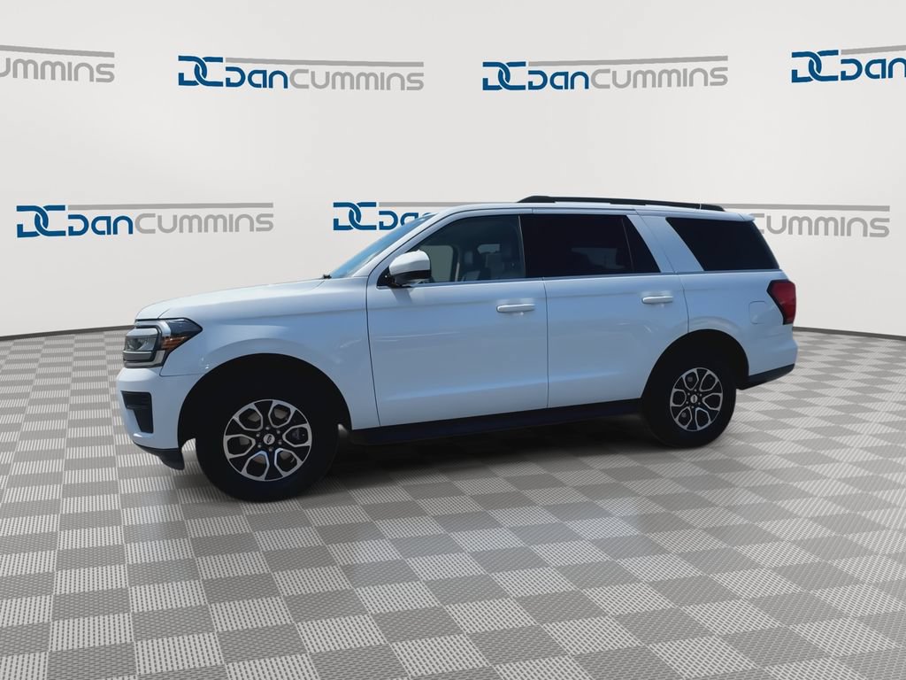 Used 2024 Ford Expedition XLT AWD/4WD image 5