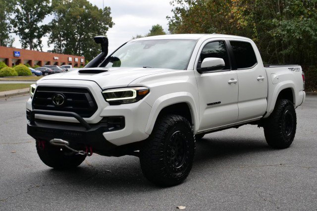 Used 2020 Toyota Tacoma TRD Sport image 6