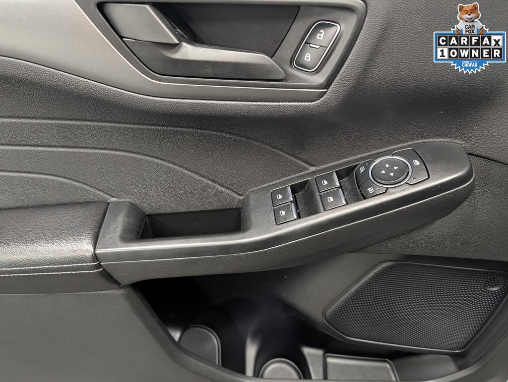 Used 2023 Ford Escape Active w/ Tech Pack #1 AWD/4WD image 11