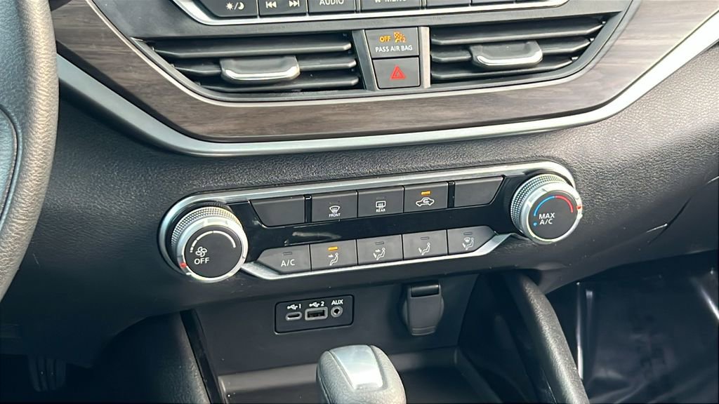 Used 2024 Nissan Altima 2.5 SV image 19