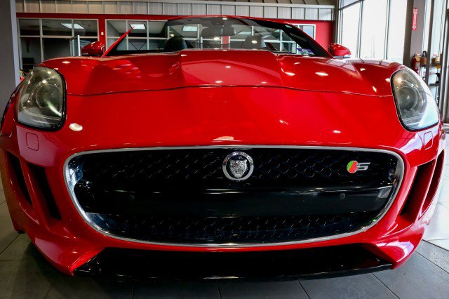 Used 2014 Jaguar F-TYPE S image 12
