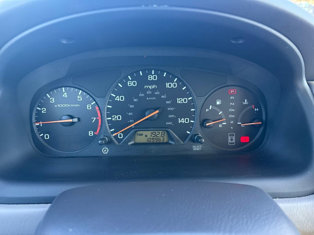 Used 2002 Honda Accord VP image 16