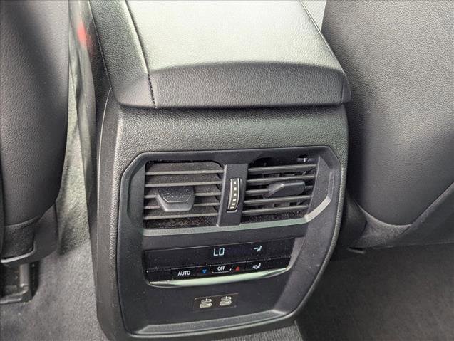 Certified 2024 BMW 330i Sedan w/ Convenience Package RWD image 18