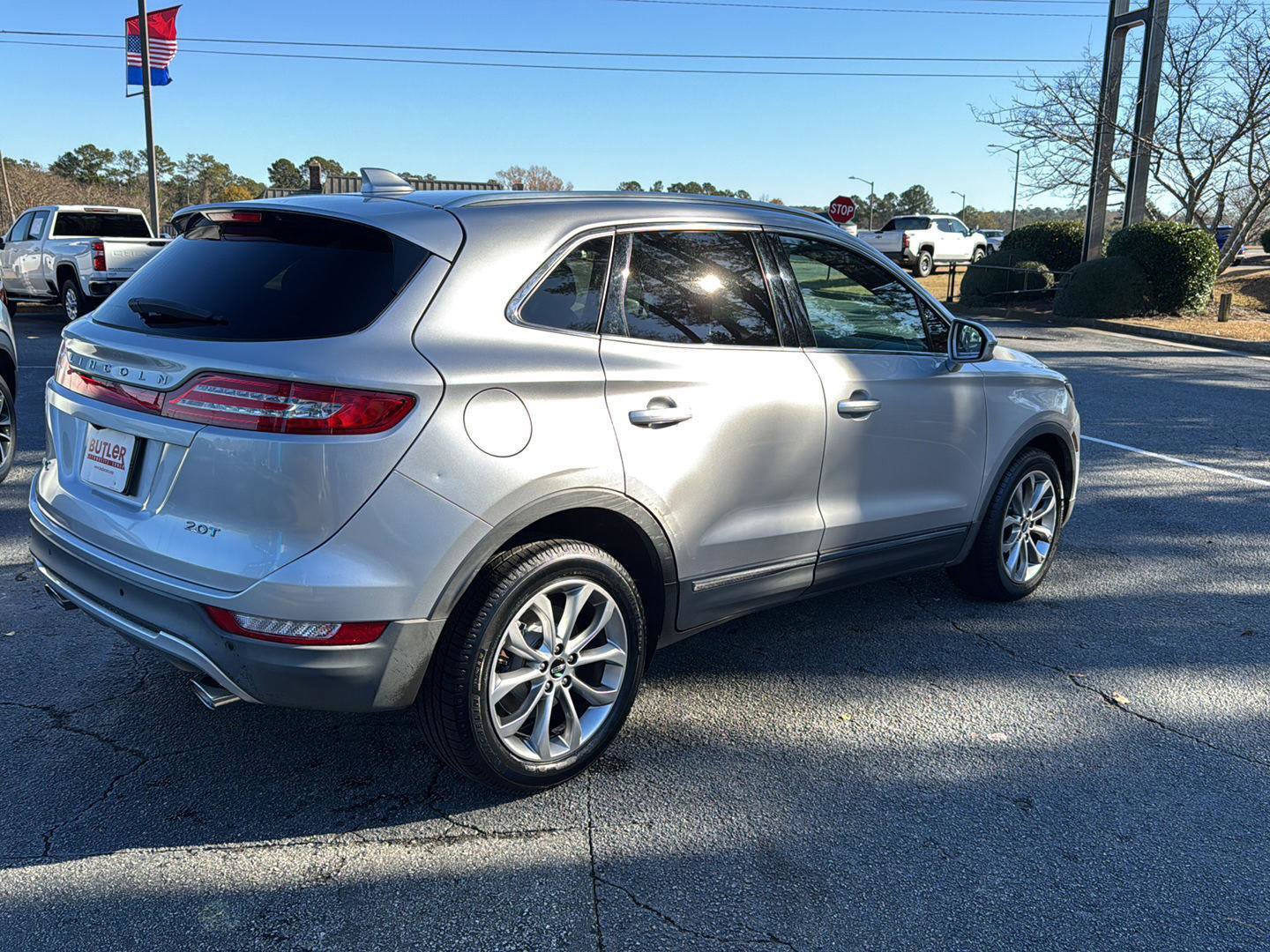 Used 2017 Lincoln MKC Select w/ Select Plus Package image 5