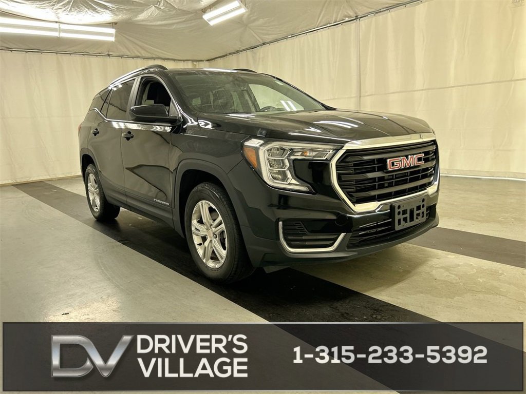 Used 2022 GMC Terrain SLE w/ Driver Convenience Package