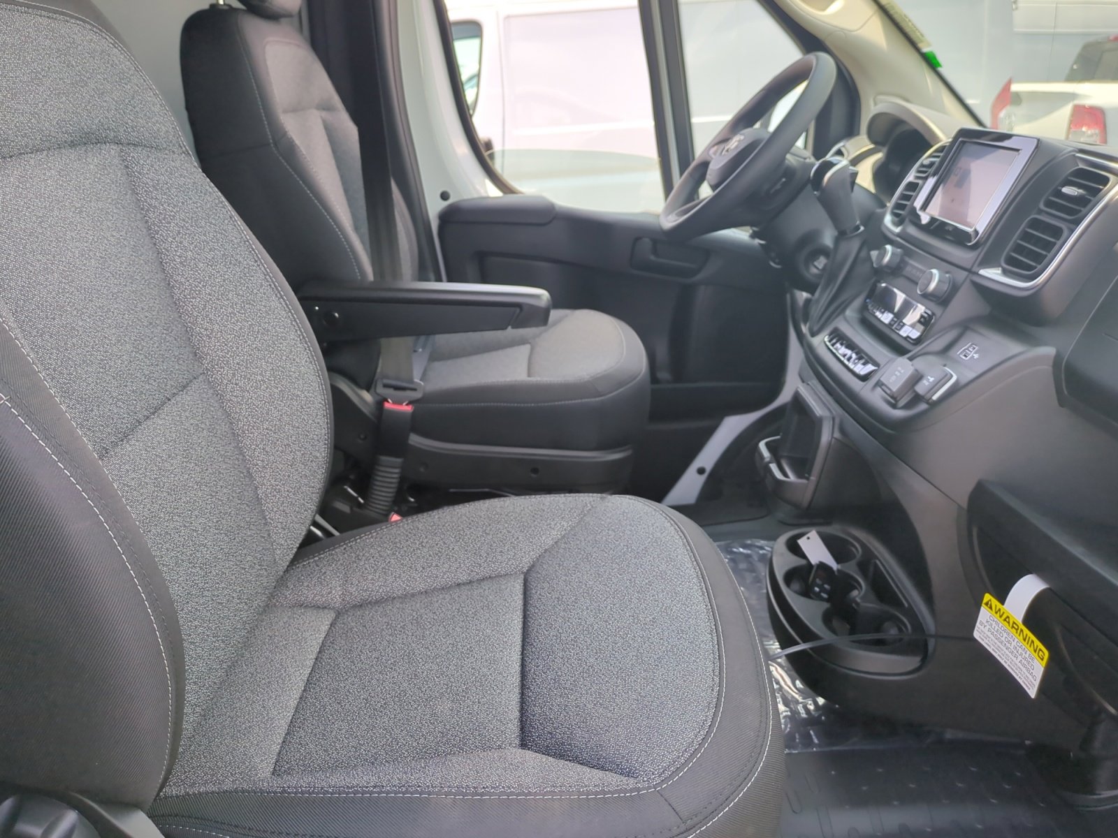 New 2025 RAM ProMaster 2500 w/ Quick Order Package 22G SLT image 19