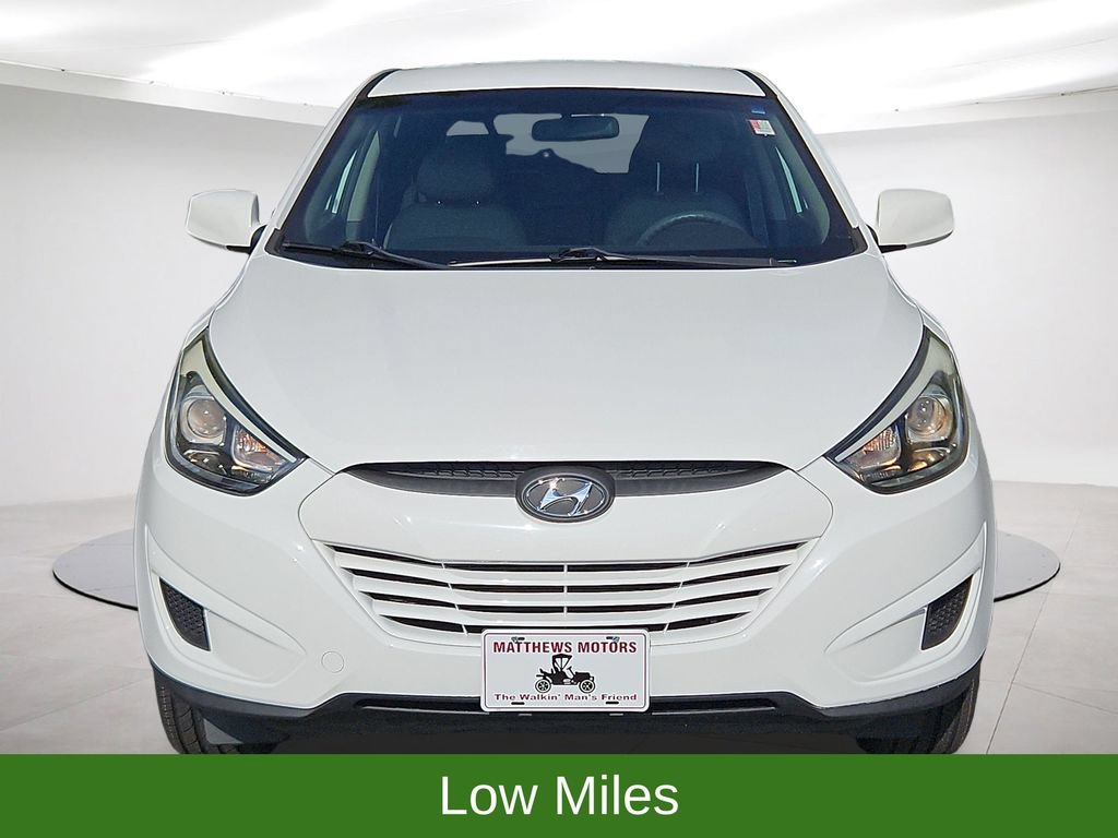 Used 2015 Hyundai Tucson GLS w/ Option Group 02 AWD/4WD image 2