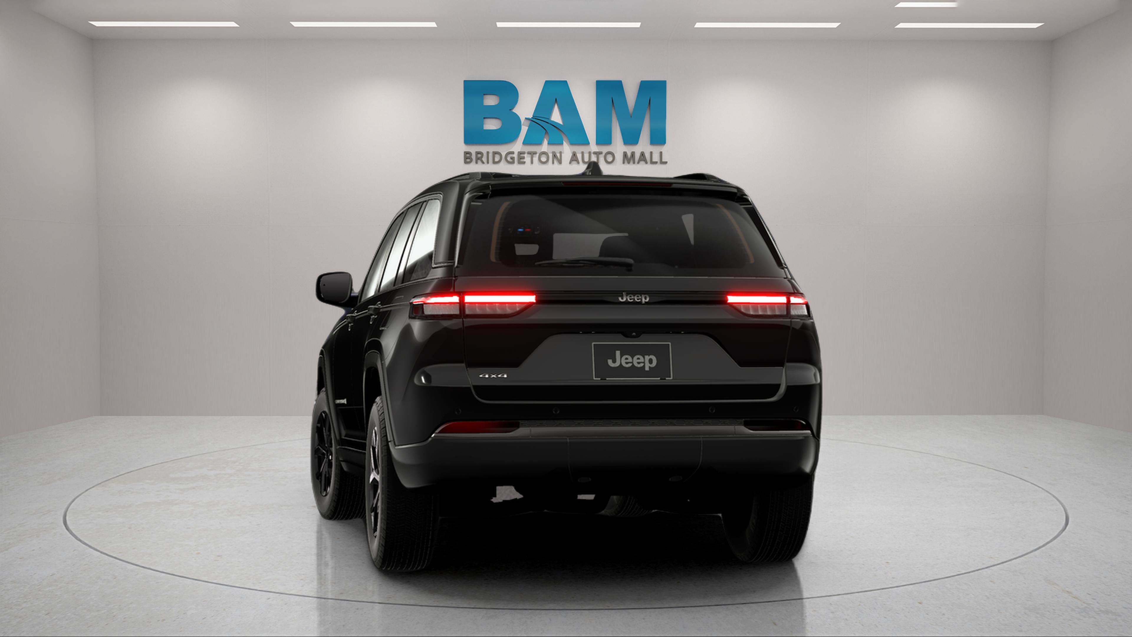 New 2026 Jeep Grand Cherokee Altitude AWD/4WD image 9