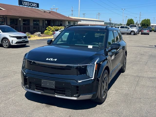 Certified 2024 Kia EV9 GT-Line AWD/4WD image 3