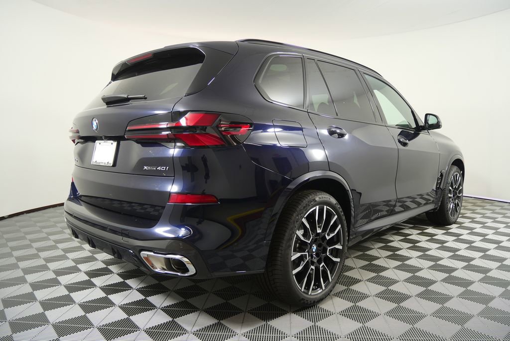 Used 2026 BMW X5 xDrive40i w/ M Sport Package image 3