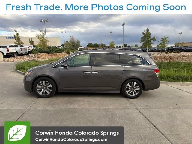 Used 2016 Honda Odyssey Touring Elite image 4