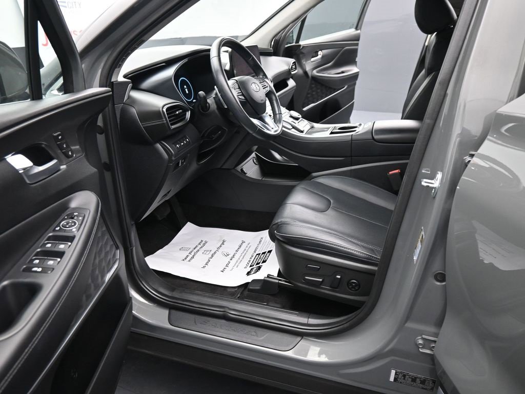 Used 2023 Hyundai Santa Fe Limited image 17