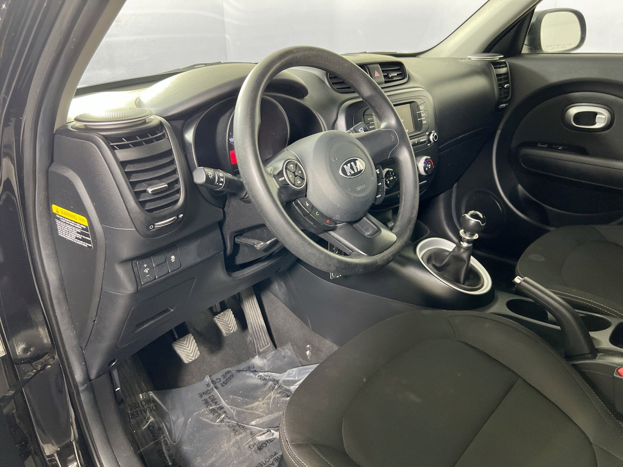 Used 2018 Kia Soul FWD image 9