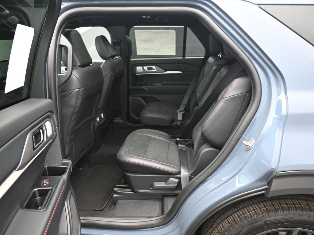 Certified 2025 Ford Explorer ST w/ Sun And Sound Package AWD/4WD image 21