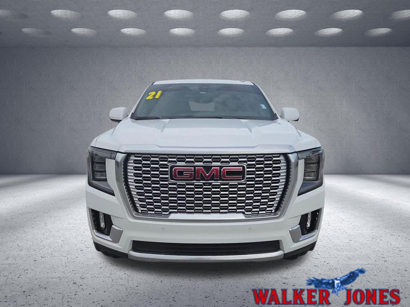Used 2021 GMC Yukon Denali w/ Advanced Technology Package RWD image 1