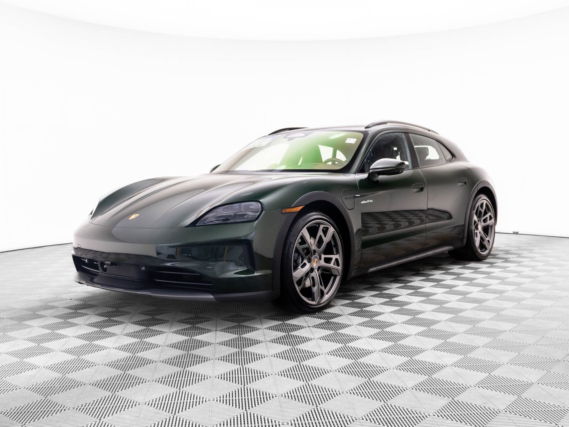 New 2026 Porsche Taycan 4S AWD/4WD image 1