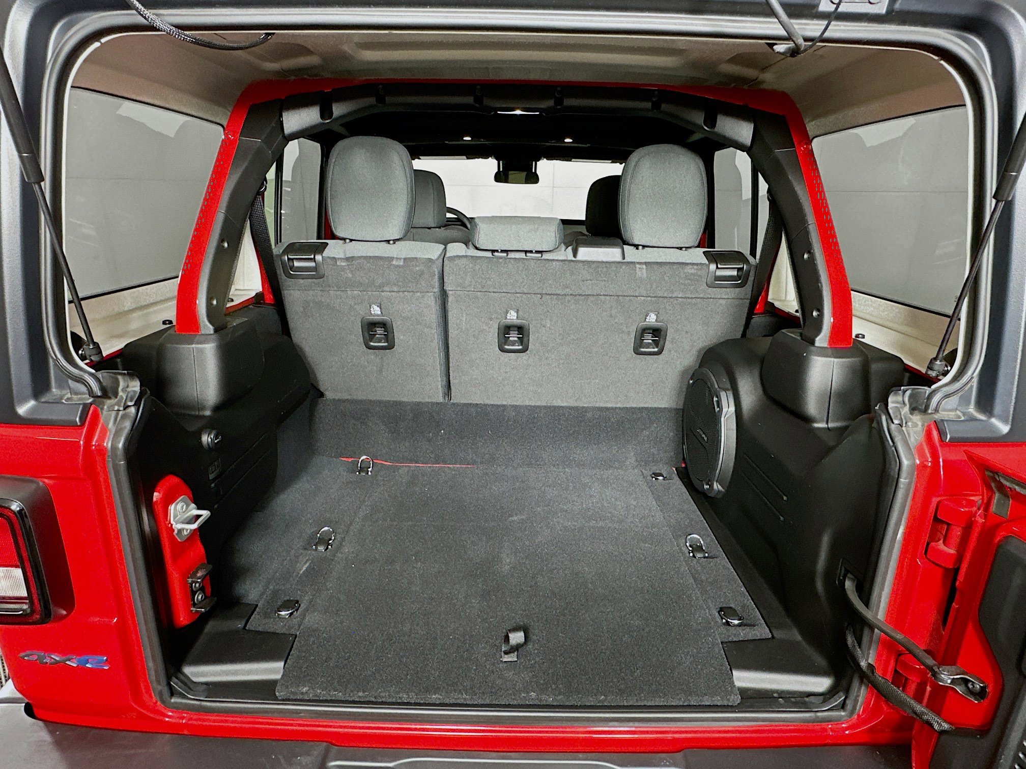 Used 2024 Jeep Wrangler Sport S w/ Technology Group image 26